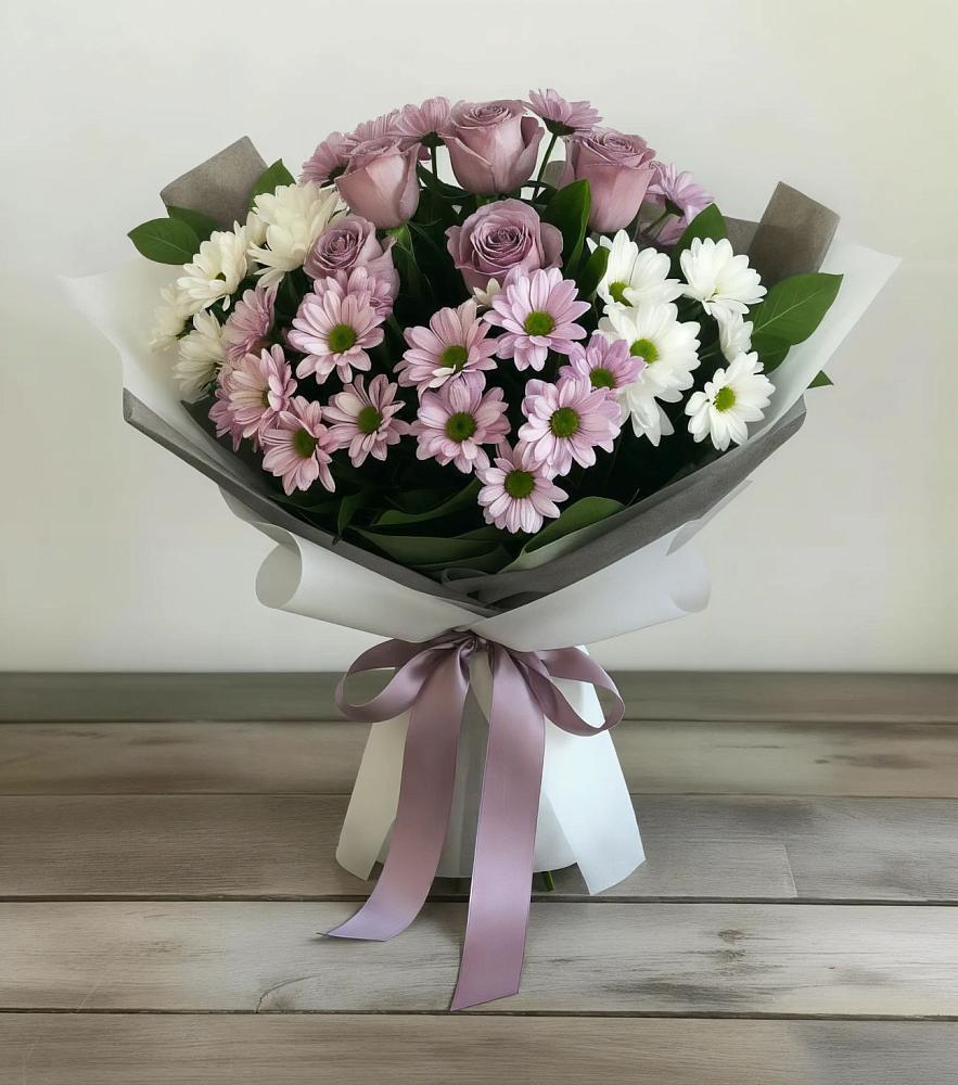 Букет цветов из: Хризантемы и Розы в Белокурихе