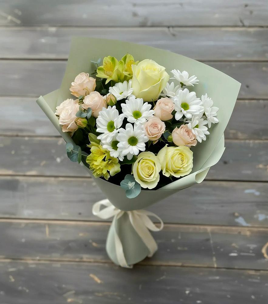 Букет цветов из: Альстромерии, Розы и Хризантемы в Белокурихе