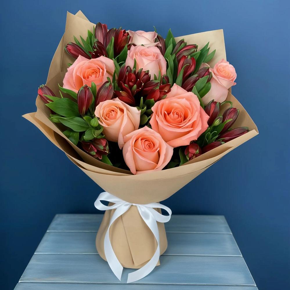 Букет цветов из: Розы и Альстромерии в Белокурихе