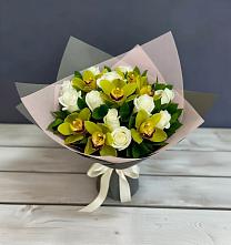 Букет цветов из:  Орхидеи и Розы в Белокурихе