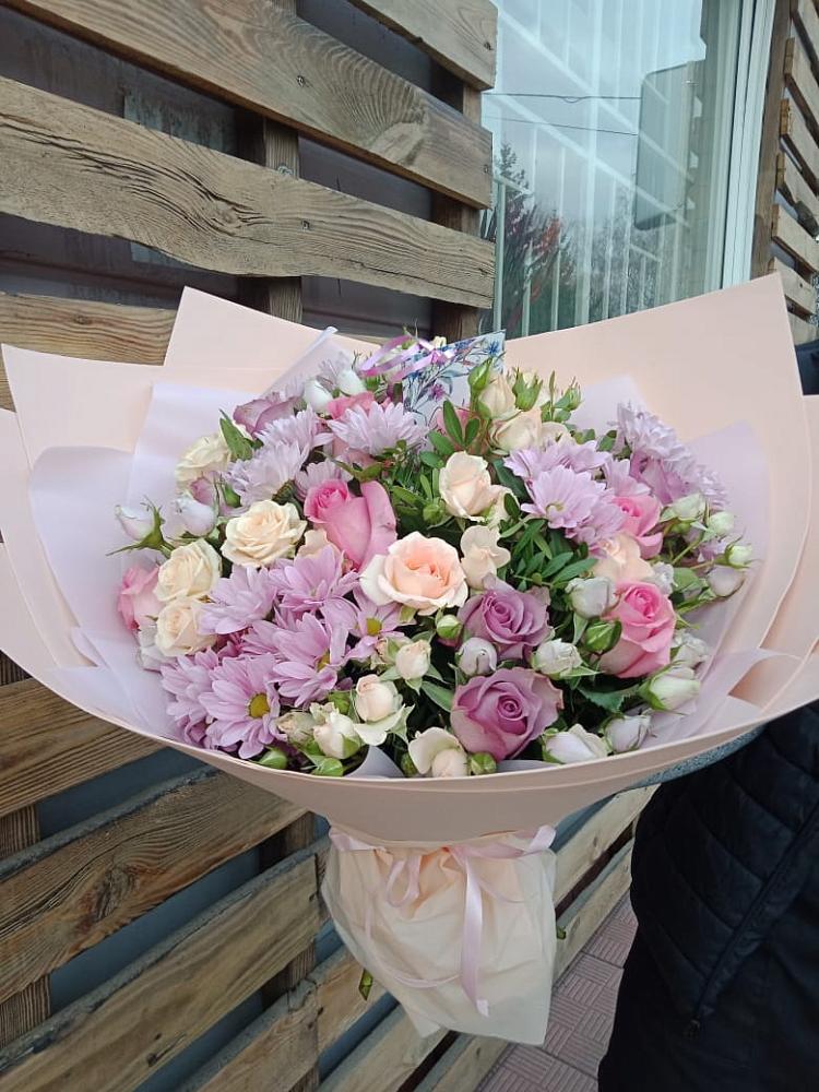 Букет цветов из: Розы и Хризантемы в Белокурихе