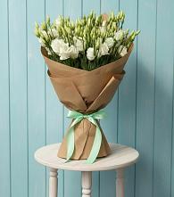 Букет цветов из:  Лизиантусы в Белокурихе