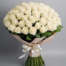 Букет 101 беля роза Белоснежка в Белокурихе