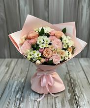 Букет цветов из:  Гвоздики, Розы и Хризантемы в Белокурихе
