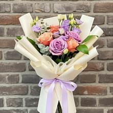 Букет цветов из:  Лизиантусы и Розы #REPLACE_PRED# Белокурихе