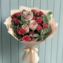 Букет цветов из:  Гвоздики и Розы #REPLACE_PRED# Белокурихе