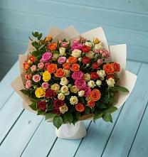 Букет Микс из разноцветных кустовых роз в Белокурихе